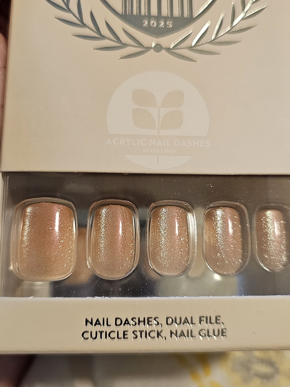 Acrylic Nail Dashes Shimmery Nude Press-On Nails
